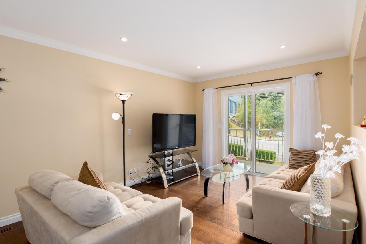 Lovely 3 Bedroom Port Moody Spacious Home 6 People Free Parking Exterior photo